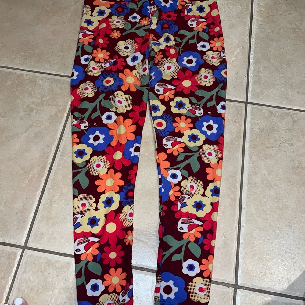 LuLaRoe Floral Leggings - Red and Blue